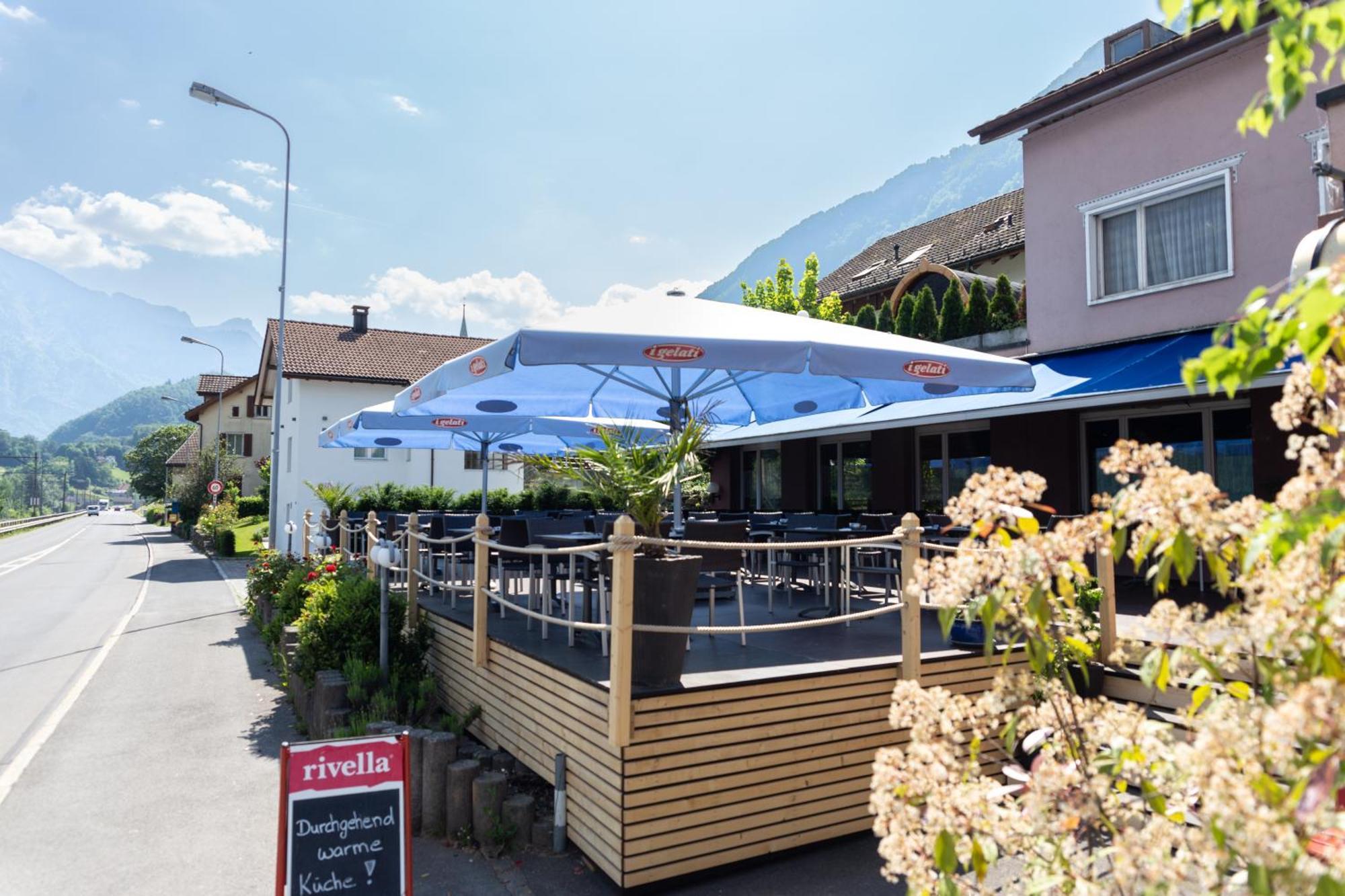 Hotel Schiffahrt Mols Exterior photo